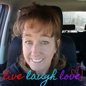 Meet your Posher, Lynette